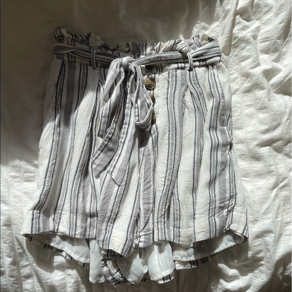 Paper bag waist shorts